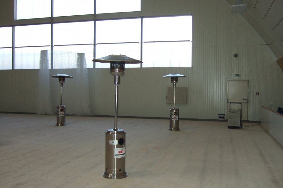 vysoušení podlahy sportovní haly, PatioHeater