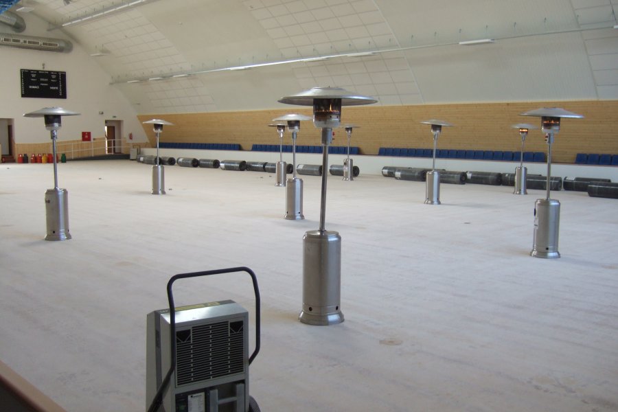 vysoušení podlahy sportovní haly, PatioHeater