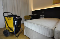 EKO 9_hotel room